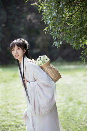 +插+舔+揉摸插爽叫视频