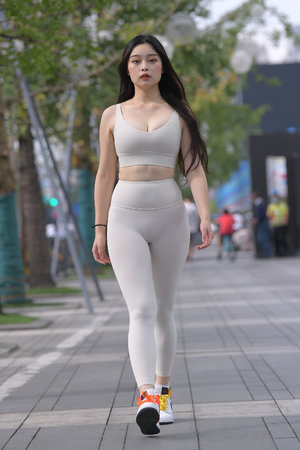 噼里啪啦免费高清视频